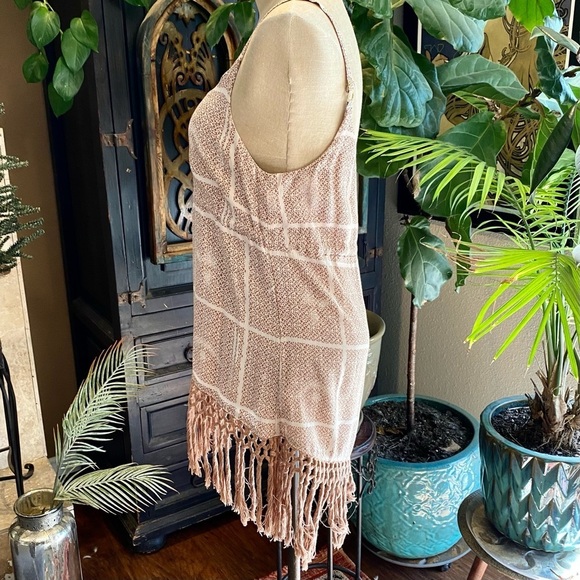 CAbi Cabana Cover-Up Tank Top - Picture 5 of 12